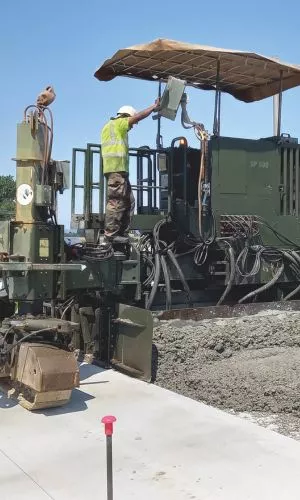 R&eacute;alisation Base A&eacute;rienne Orange